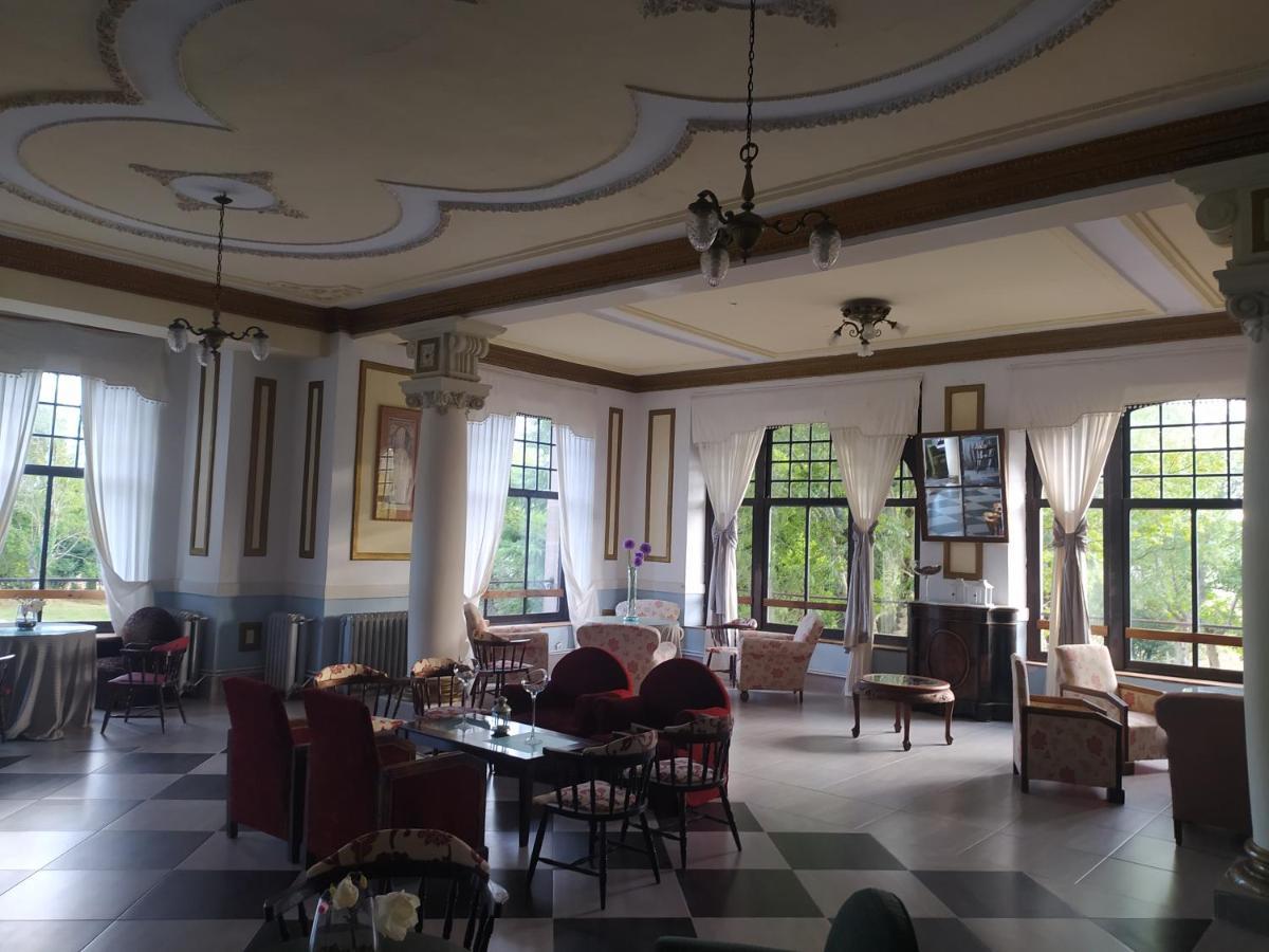 Hotel Balneario De Corconte Cabanas de Virtus Zewnętrze zdjęcie